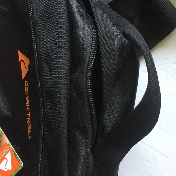 NEW Ozark Trail Hydration Bag & Lumbar Pack - Picture 10 of 11